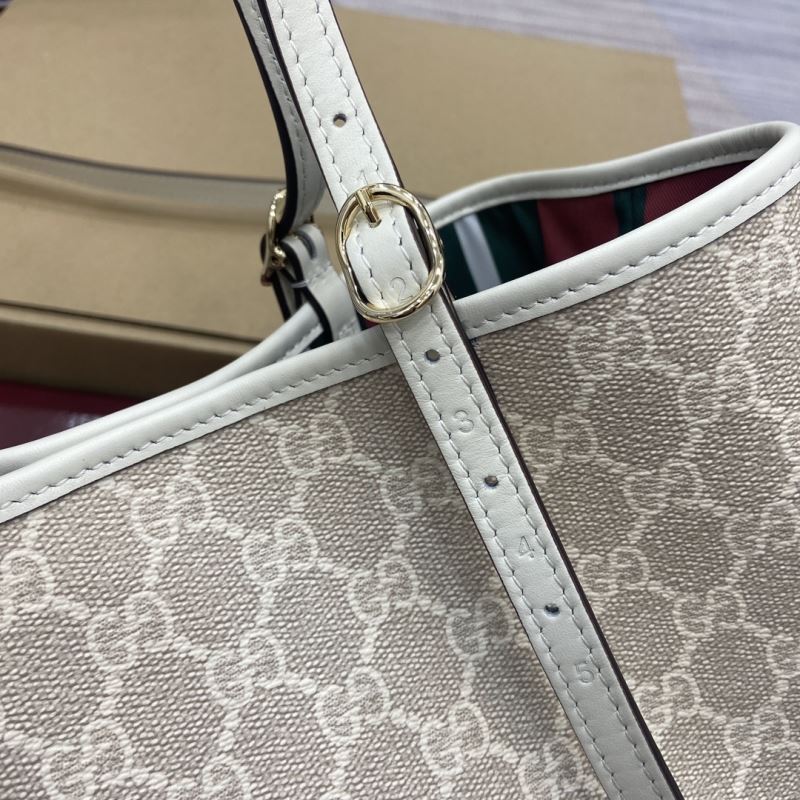 Gvc*1 tote bags